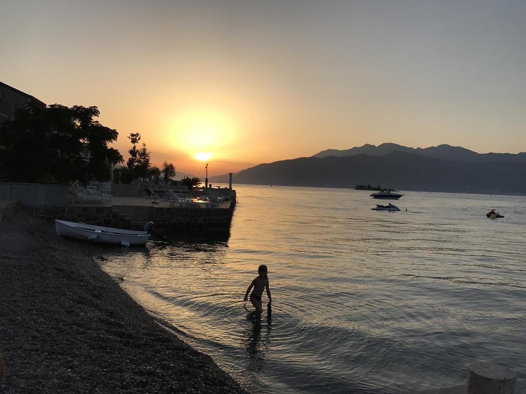 Franovic Apartments Tivat Exteriör bild