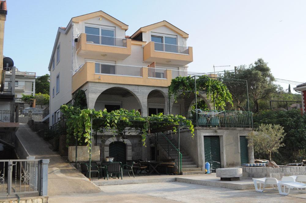 Franovic Apartments Tivat Exteriör bild